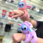 Stich Abrazable (muñequera)